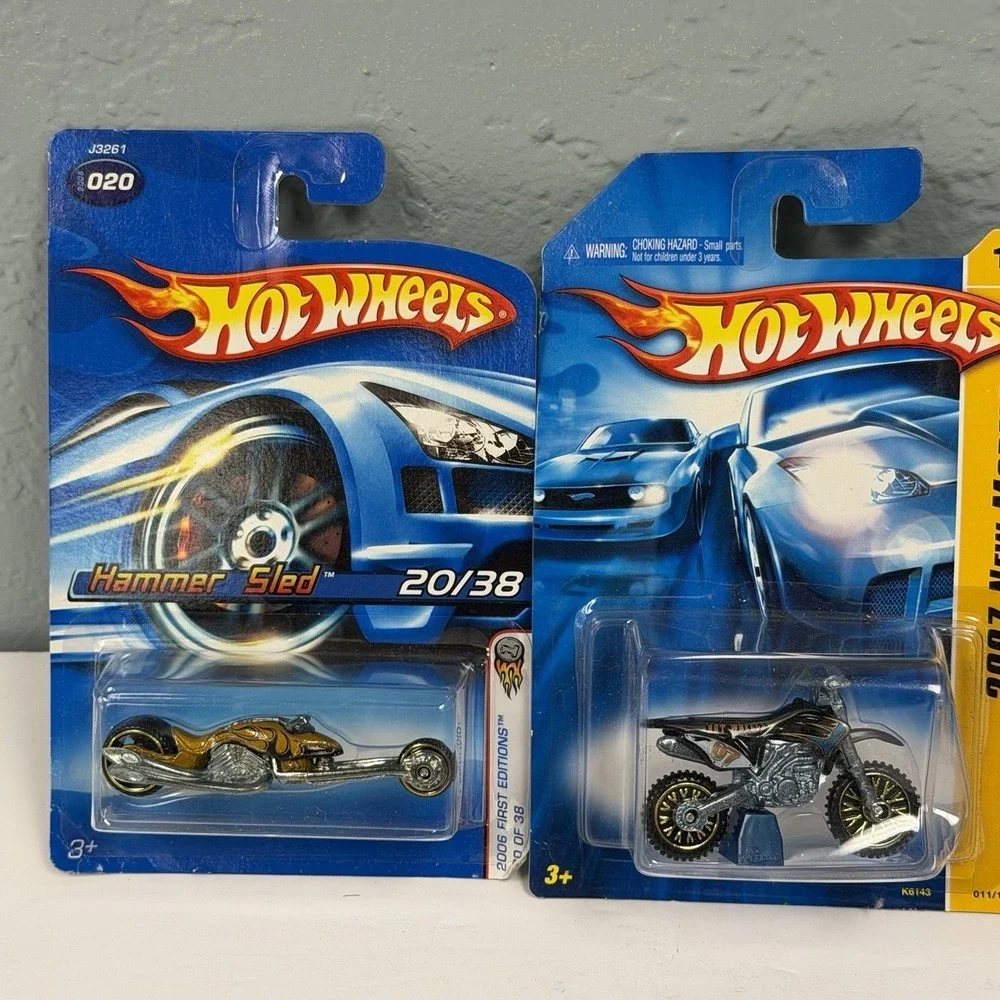 Hot Wheels Bent Cards Still Sealed Lot‎ Of 4 Various Models